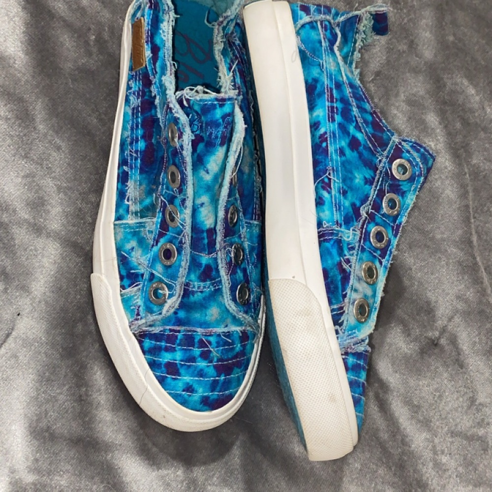 Blue Tie-Dye Women's Flats